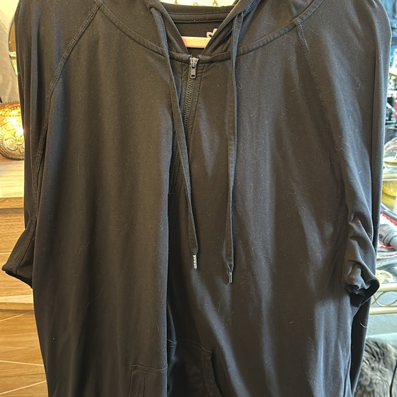 Maurices plus size Black Hoodie with Zipper - Picture 4 of 7